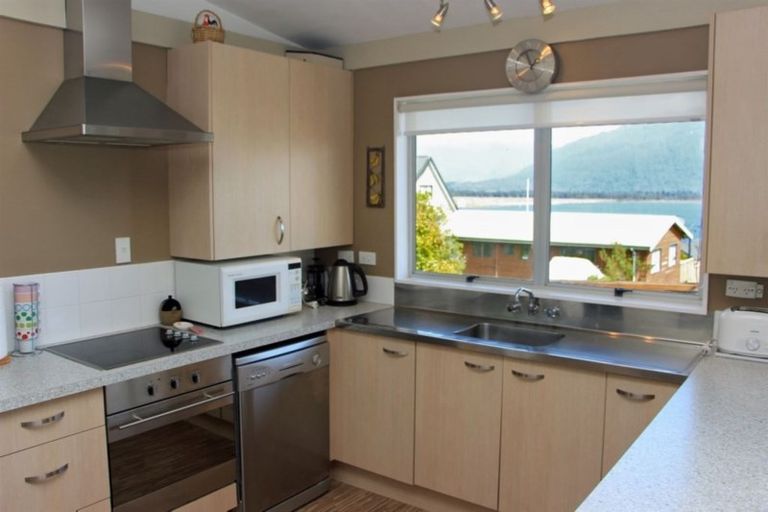 Photo of property in 57 Korua Street, Moana, 7872