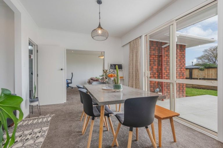 Photo of property in 108 Buick Crescent, Awapuni, Palmerston North, 4412