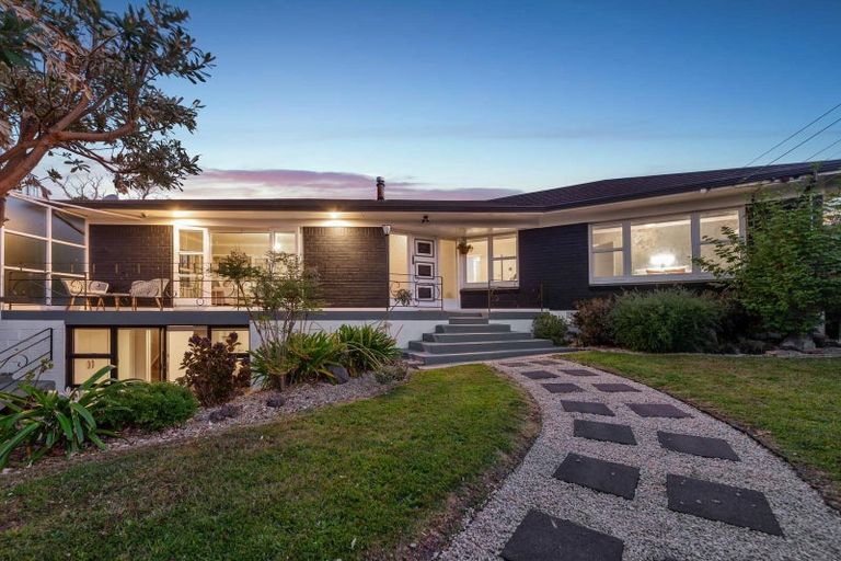 Photo of property in 22 Wharepaina Crescent, Springfield, Rotorua, 3015