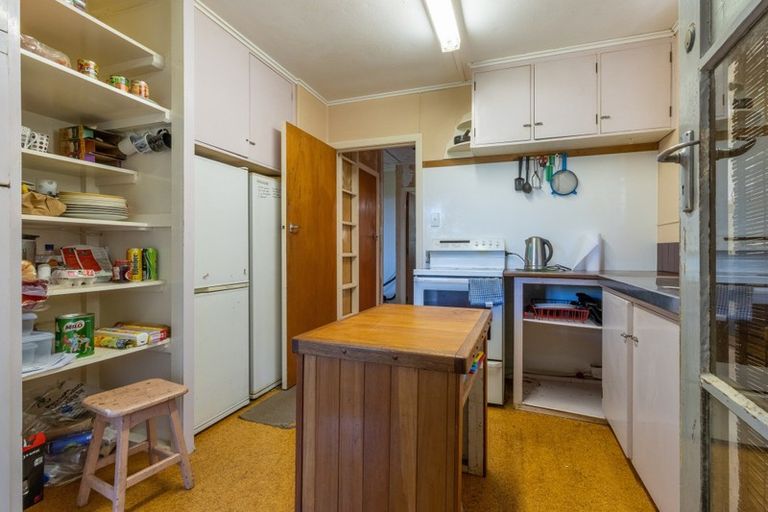 Photo of property in 79 Salford Street, Newlands, Wellington, 6037