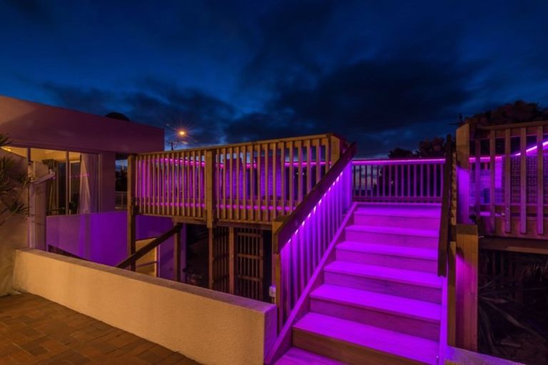 Photo of property in 93 Marine Parade, Paraparaumu Beach, Paraparaumu, 5032