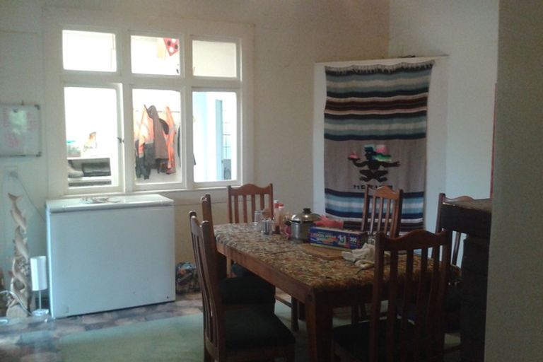 Photo of property in 13 Park Road, Patutahi, Gisborne, 4072