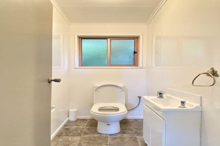 Photo of property in 5 Alleyne Court, Brown Owl, Upper Hutt, 5018