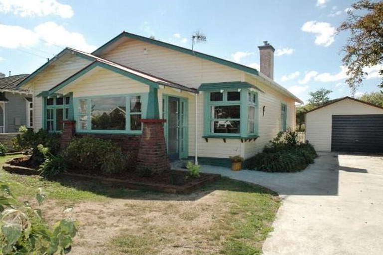 Photo of property in 37 Bryant Street, Takaro, Palmerston North, 4412