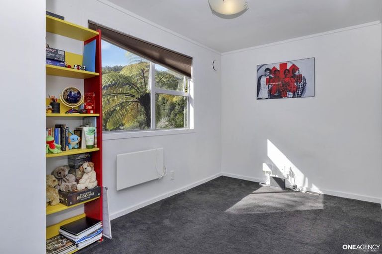 Photo of property in 470c Stokes Valley Road, Stokes Valley, Lower Hutt, 5019