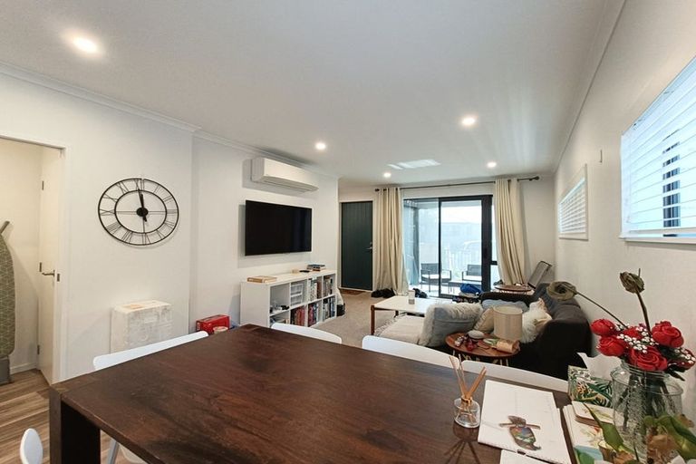 Photo of property in 1/18 Titoki Street, Te Atatu Peninsula, Auckland, 0610