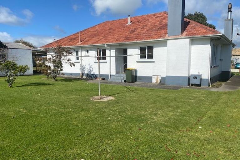 Photo of property in 28 Seymour Street, Waitara, 4320