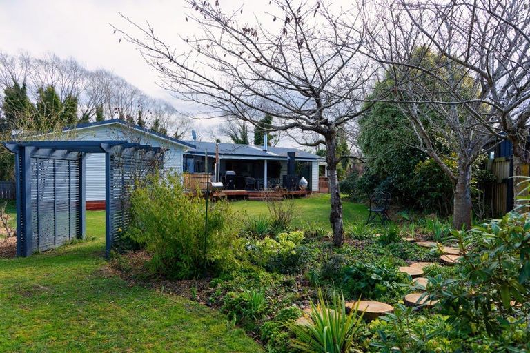 Photo of property in 12 Achray Street, Waiau, 7332