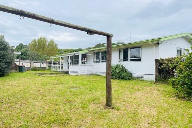 Photo of property in 23 Chrisarda Place, Red Hill, Papakura, 2110