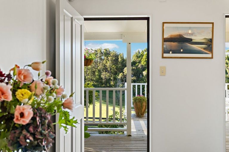 Photo of property in 1041 Woodcocks Road, Kaipara Flats, Warkworth, 0981