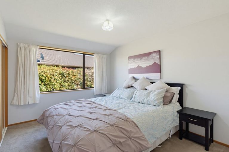 Photo of property in 40 Church Street, Oxford, 7430