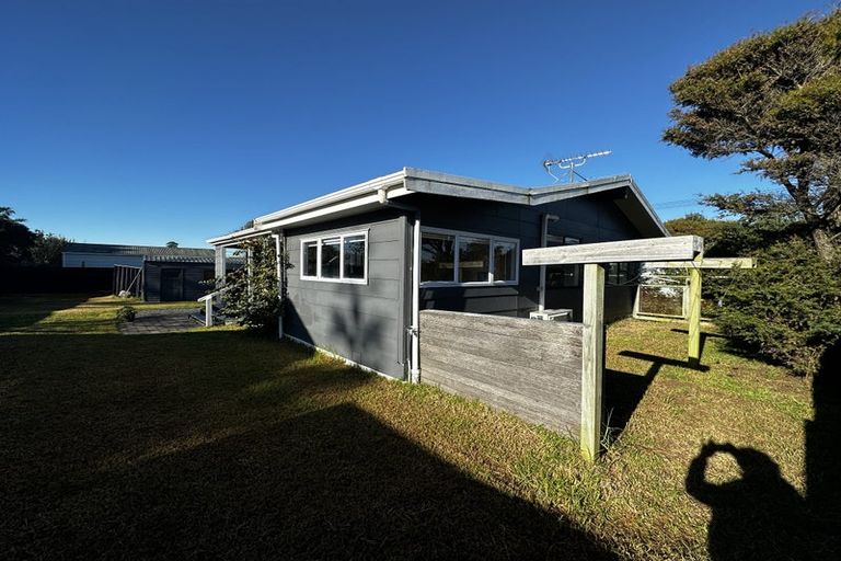 Photo of property in 13 Costello Crescent, Pukehina, Te Puke, 3189