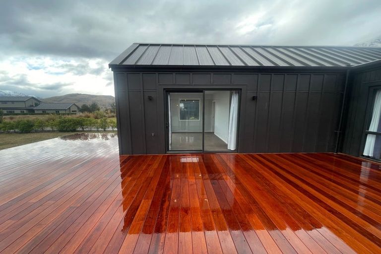 Photo of property in 19 Glenfiddich Road, Jacks Point, Queenstown, 9371