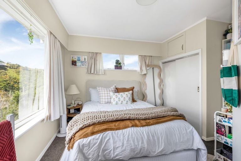 Photo of property in 16 Dominion Park Street, Johnsonville, Wellington, 6037