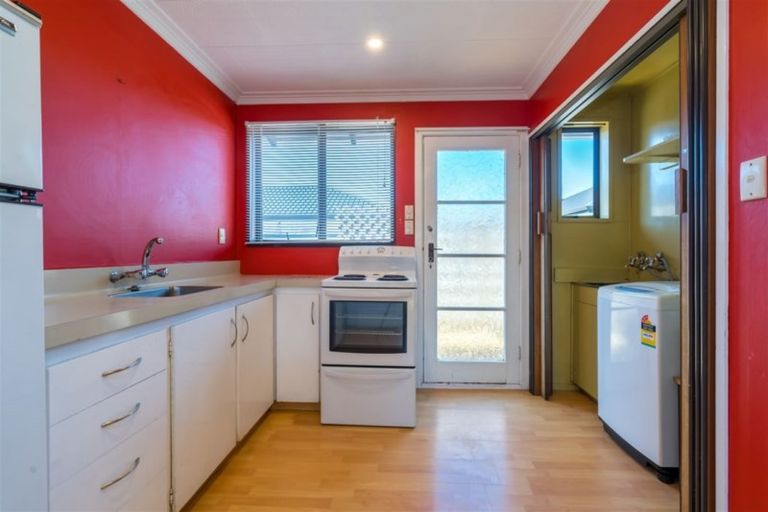 Photo of property in 65e Wesley Street, South Dunedin, Dunedin, 9012