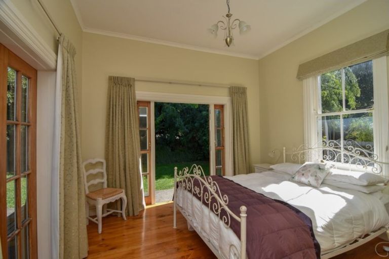 Photo of property in 269 High Street North, Carterton, 5713