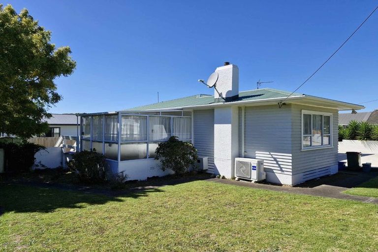 Photo of property in 64 Mould Street, Waitara, 4320
