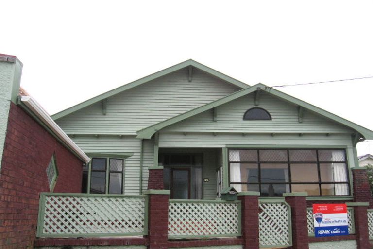 Photo of property in 43 Lonsdale Crescent, Rongotai, Wellington, 6022