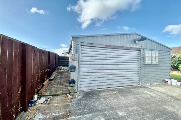 Photo of property in 41 Sharland Avenue, Manurewa, Auckland, 2102