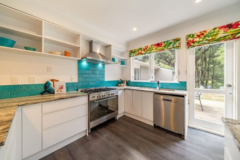 Photo of property in 62a Chatsworth Road, Silverstream, Upper Hutt, 5019