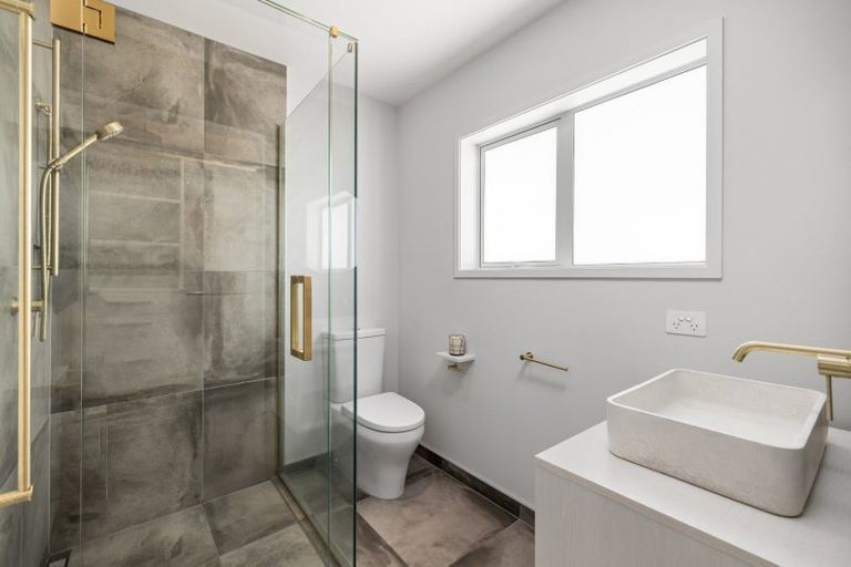 Photo of property in 15 Endeavour Avenue, Welcome Bay, Tauranga, 3112