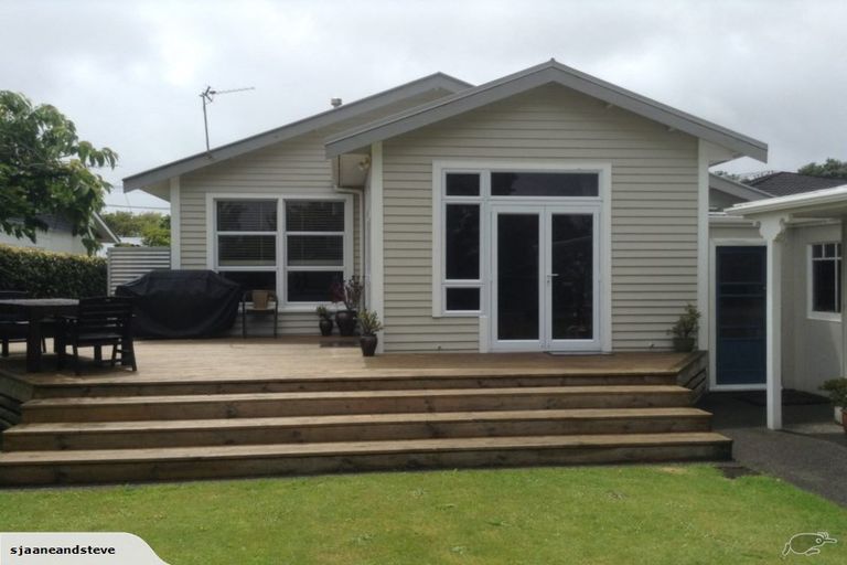Photo of property in 37 Dorset Avenue, Westown, New Plymouth, 4310