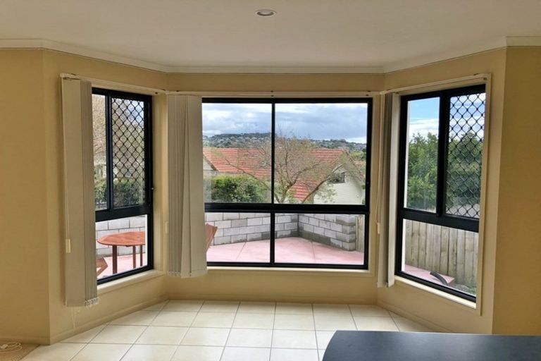Photo of property in 6a Voyager Drive, Gulf Harbour, Whangaparaoa, 0930