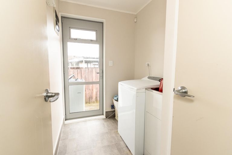 Photo of property in 24a Crawshaw Drive, Nawton, Hamilton, 3200