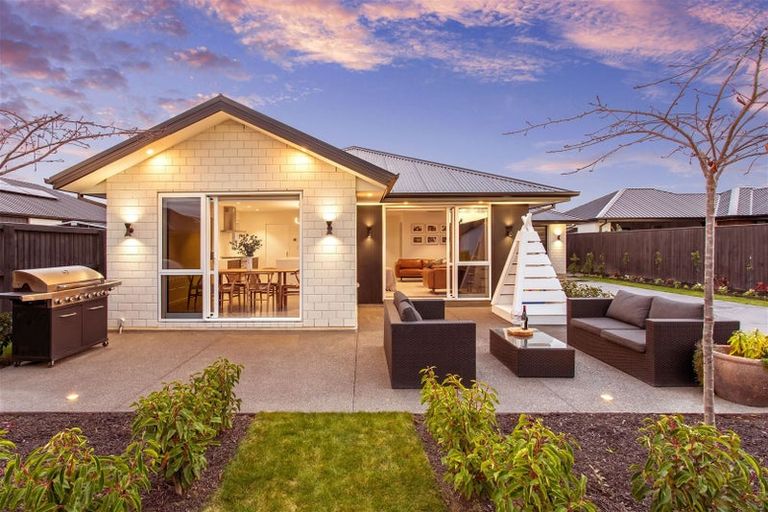 Photo of property in 8 Terrier Lane, Halswell, Christchurch, 8025