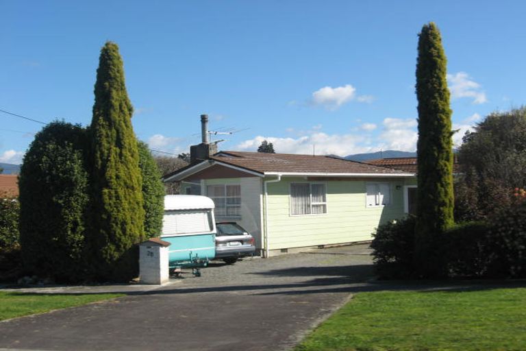 Photo of property in 28 Augustus Street, Carterton, 5713