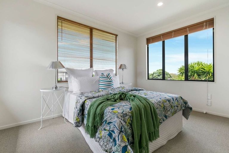 Photo of property in 9a Grassways Avenue, Pakuranga, Auckland, 2010