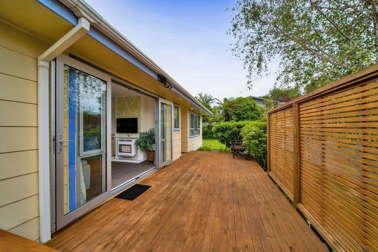 Photo of property in 2 Newlyn Place, Welbourn, New Plymouth, 4312