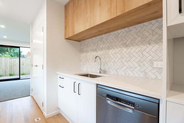 Photo of property in 6/28 Deloraine Street, Somerfield, Christchurch, 8024