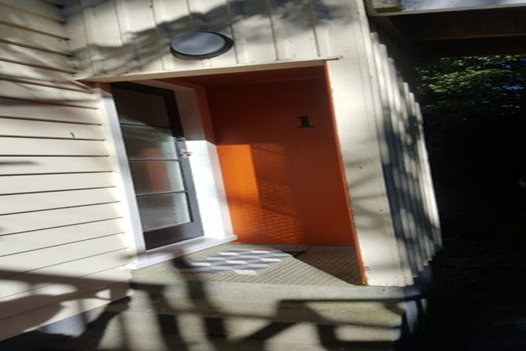 Photo of property in 2/9 Ngaio Gorge Road, Ngaio, Wellington, 6035