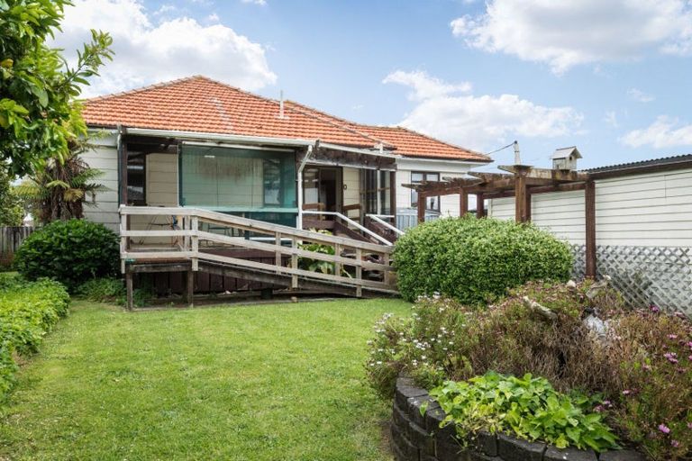 Photo of property in 42 Station Road, Paeroa, 3600