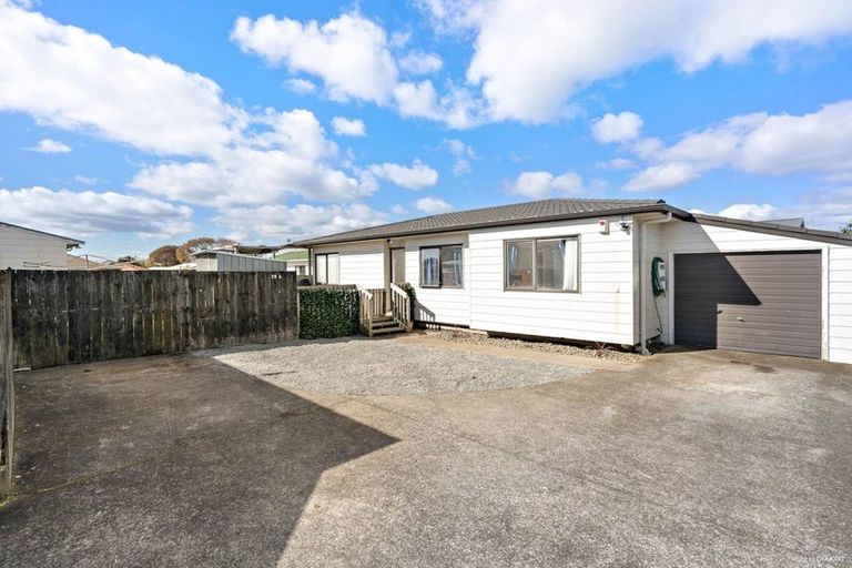 Photo of property in 79a Templeton Place, Clendon Park, Auckland, 2103