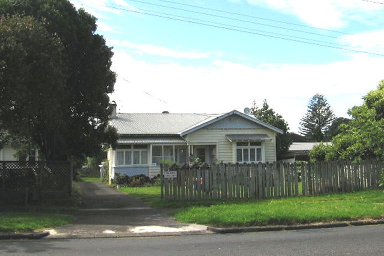 Photo of property in 24 Ireland Road, Mount Wellington, Auckland, 1060