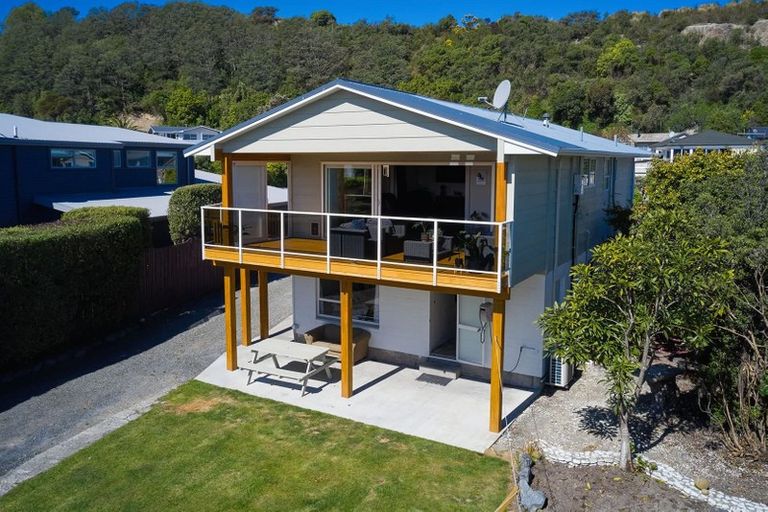 Photo of property in 9 Kotuku Road, South Bay, Kaikoura, 7300