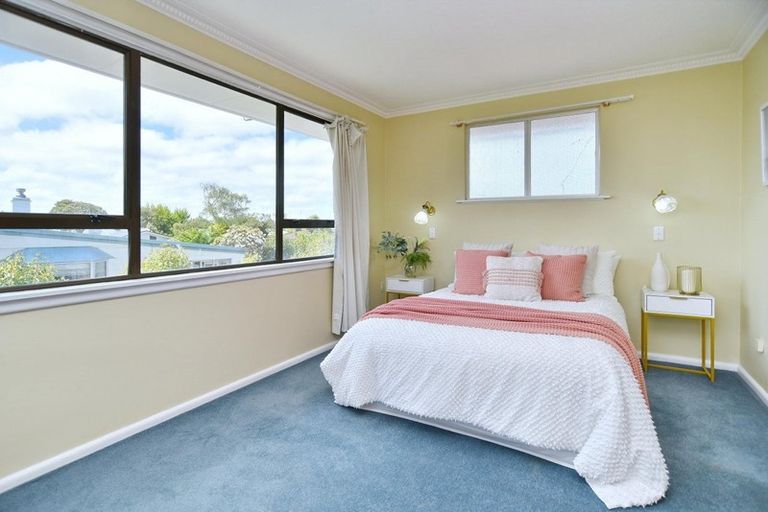 Photo of property in 1/1 Rosedale Place, Avonhead, Christchurch, 8042