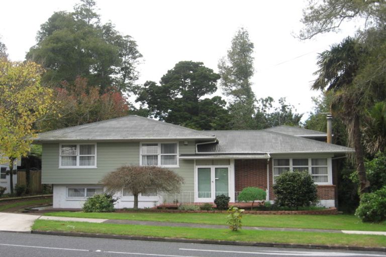 Photo of property in 69 Hill Road, Hillpark, Auckland, 2102