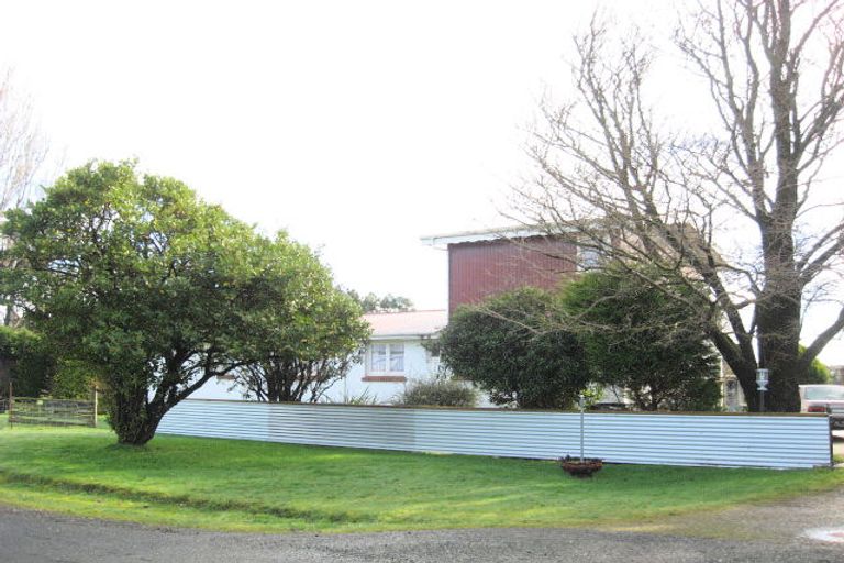 Photo of property in 33 Bay View Road, Woodend, Invercargill, 9877