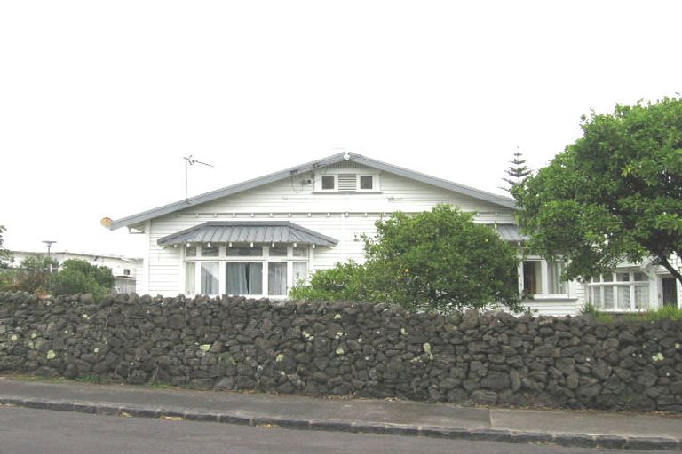 Photo of property in 28 Brentwood Avenue, Mount Eden, Auckland, 1024