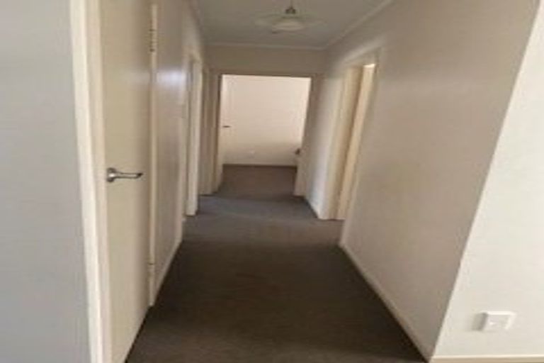 Photo of property in 18 Findlay Street, Tawa, Wellington, 5028