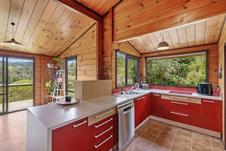 Photo of property in 14 Redmount Place, Red Hill, Papakura, 2110