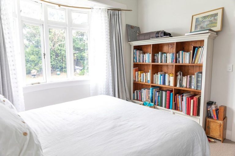 Photo of property in 39 Ngataringa Road, Devonport, Auckland, 0624