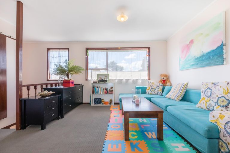 Photo of property in 5/26 Islington Avenue, New Lynn, Auckland, 0600