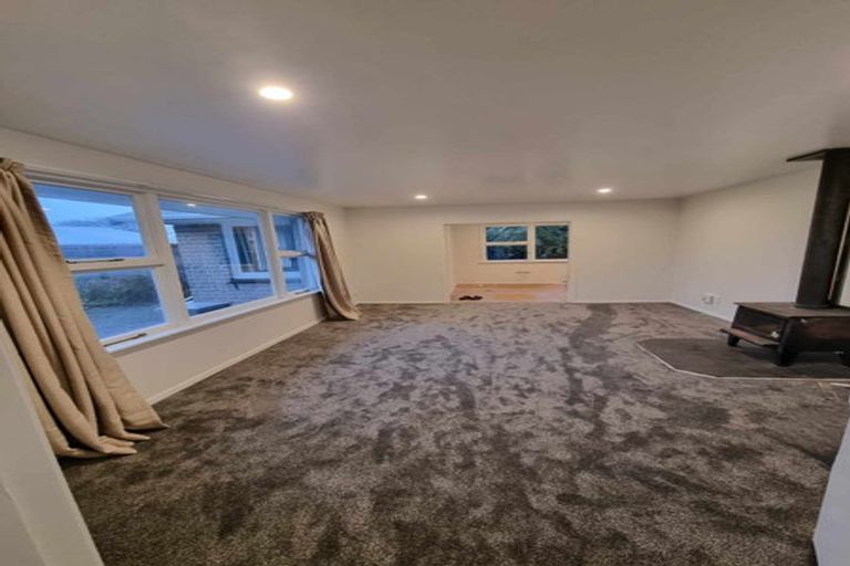 Photo of property in 13 Lucienne Place, Hillsborough, Christchurch, 8022