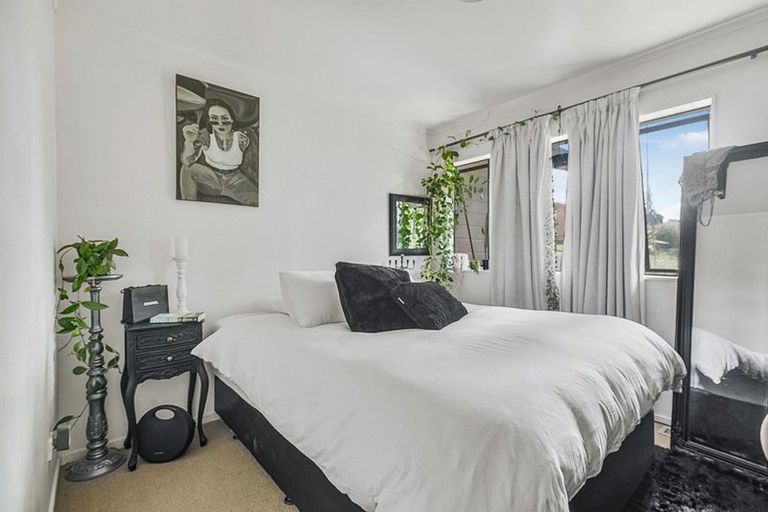 Photo of property in 13 Norma Place, Riverlea, Hamilton, 3216