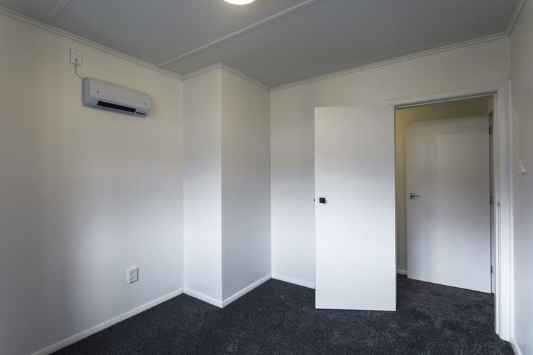 Photo of property in 30-32 Delaney Drive, Stokes Valley, Lower Hutt, 5019
