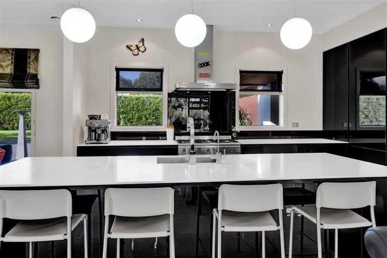 Photo of property in 69 Airport Drive, New Plymouth Airport, New Plymouth, 4373